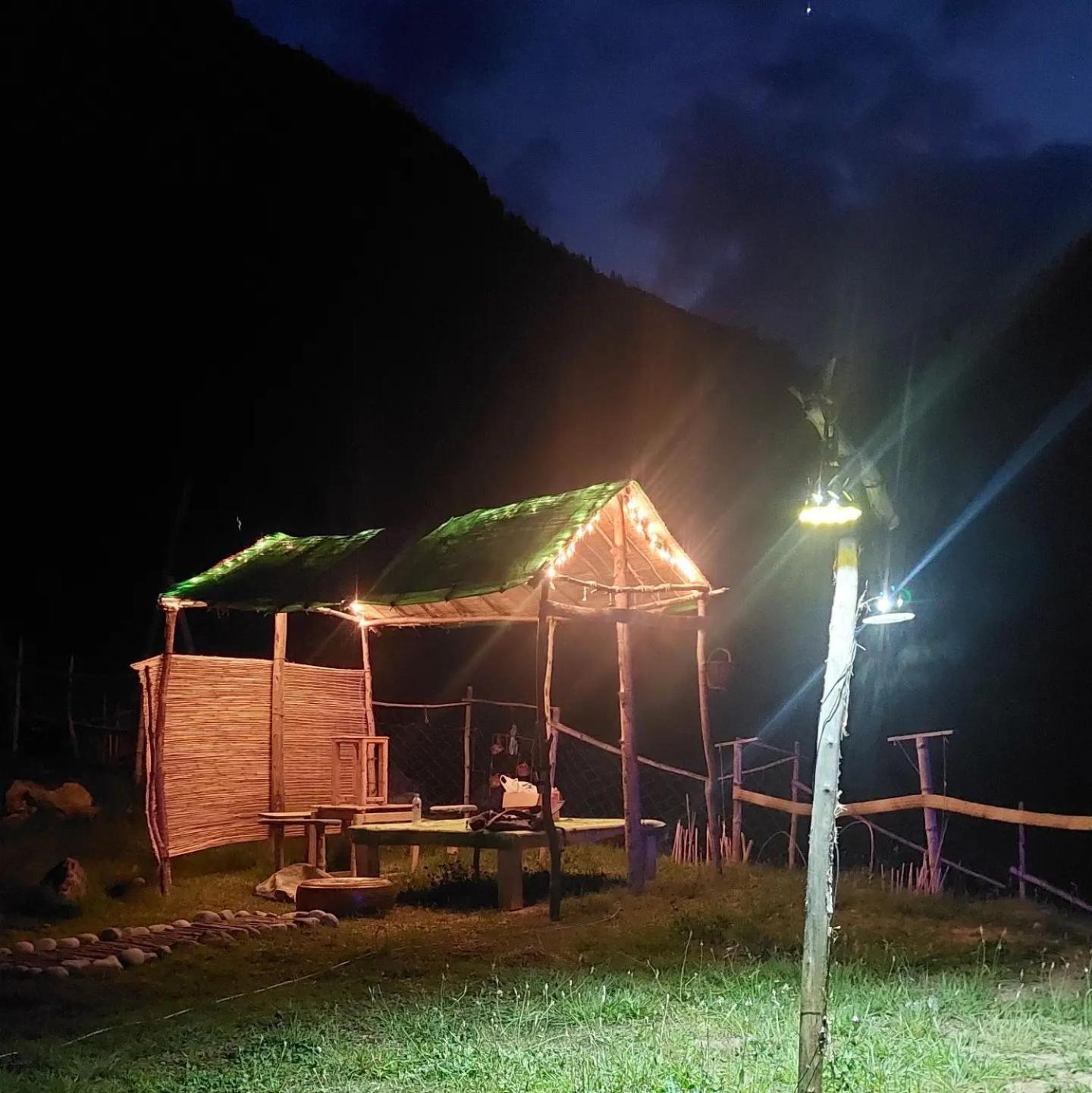 Khana Badosh Resort Kalam Exterior photo